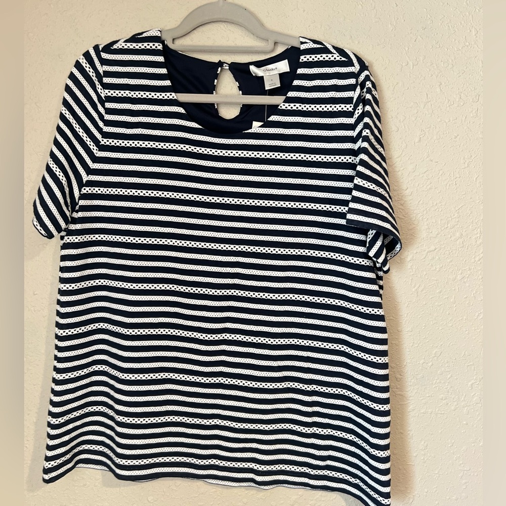 CJ Banks- NWT- Casual double lined short sleeve top for women